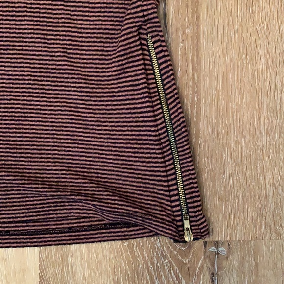 Vintage Blush Side Zip Striped Shirt Size Large Juniors - Picture 3 of 5